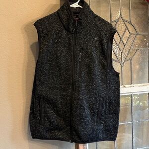 Free Country Men's Charcoal Vest